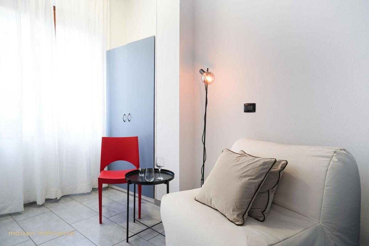 Giuria House 4 *